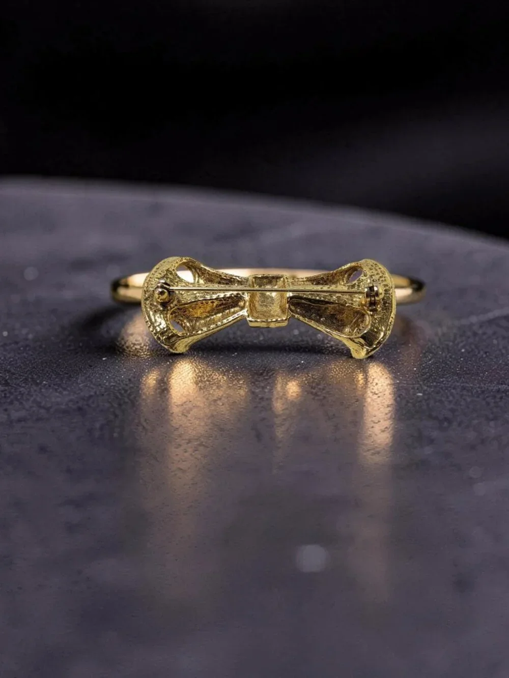 vintage gold tone & chrystals ribbon bow brooch.